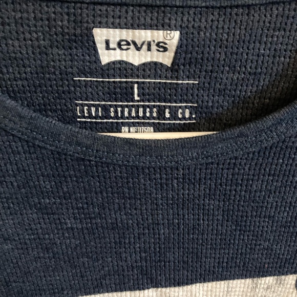 LEVI’S: Men’s long sleeve top - Picture 2 of 3